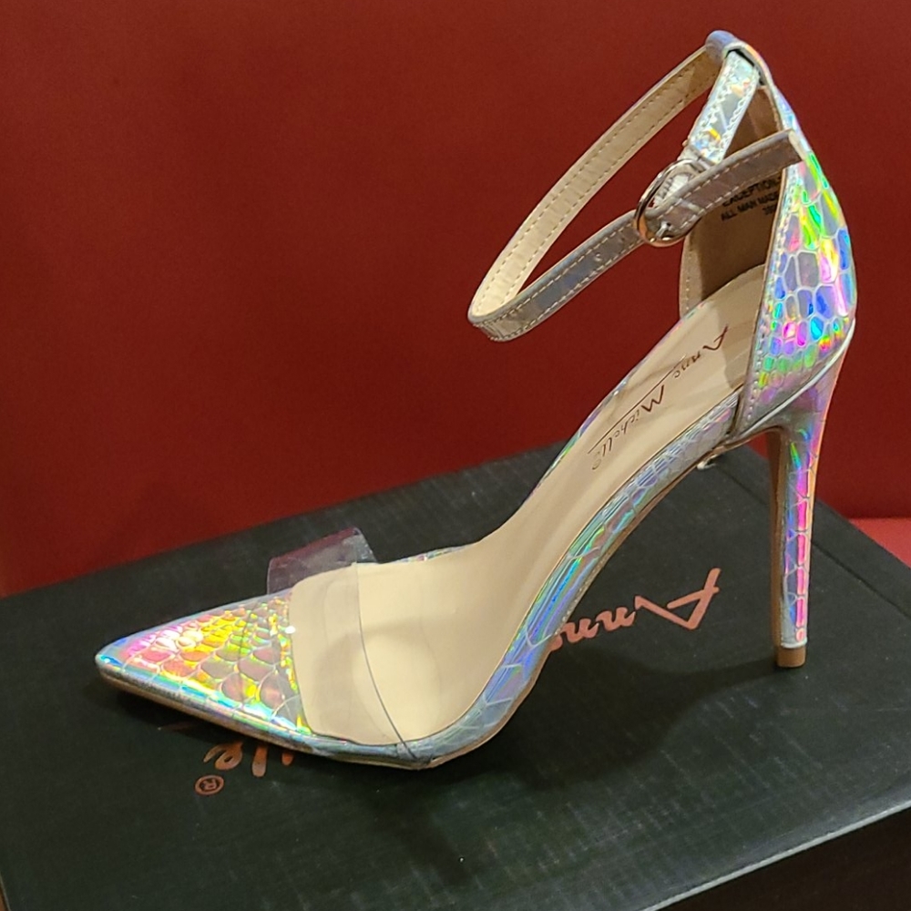 NWOT Anne Michelle Exception Silver Snakeskin